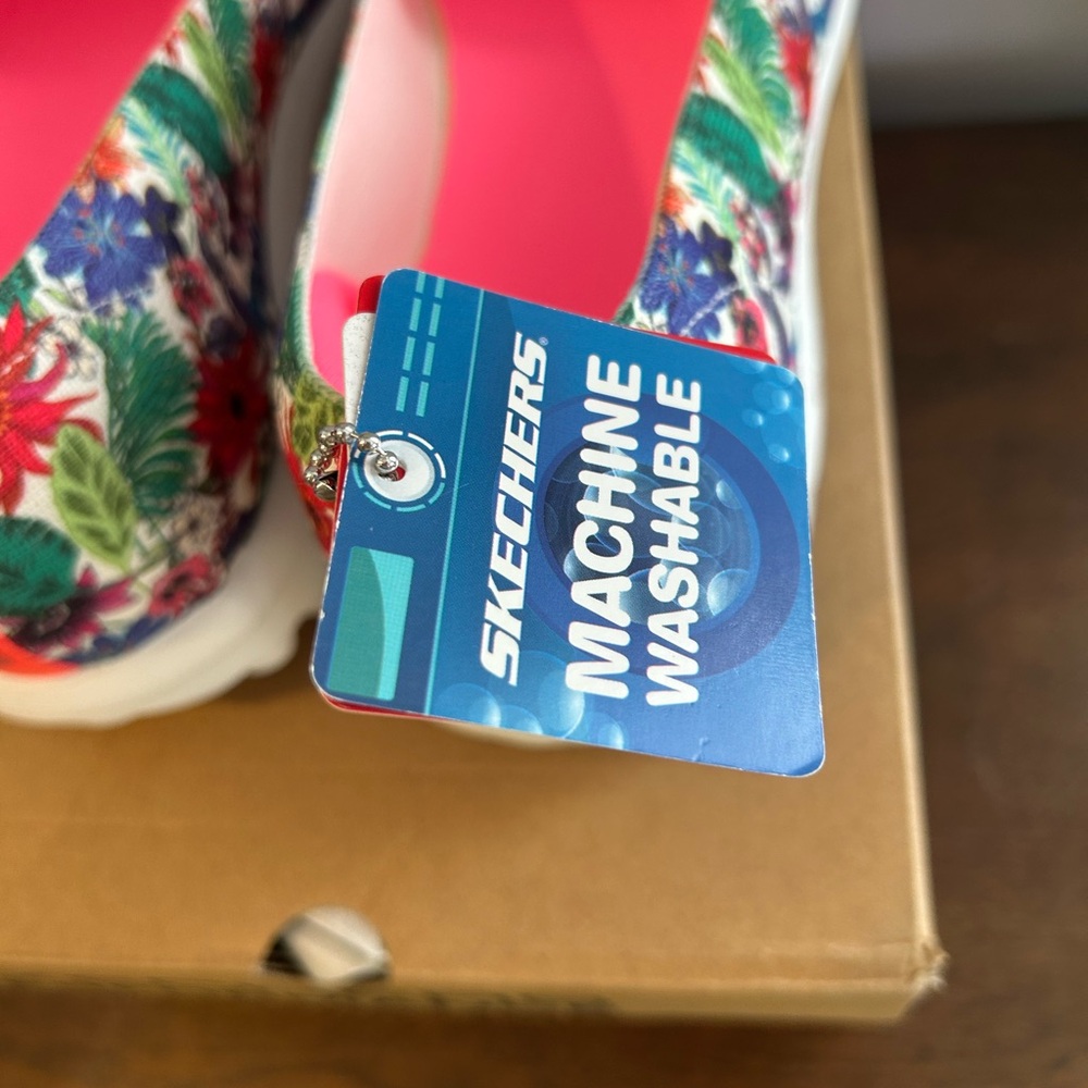 Skechers GOwalk Classic Washable Slip-Ons Spring Safari White Floral Size 11 New - Picture 8 of 12